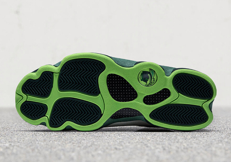 Air Jordan 13 "Oregon Ducks" PE