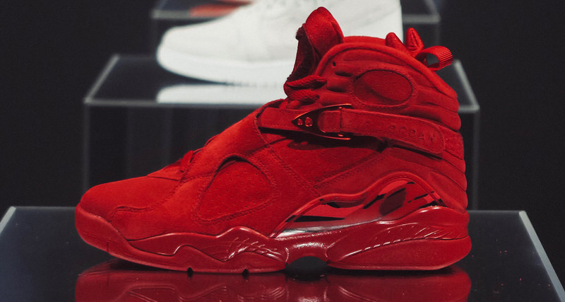 Air Jordan 8 "Valentine's Day"