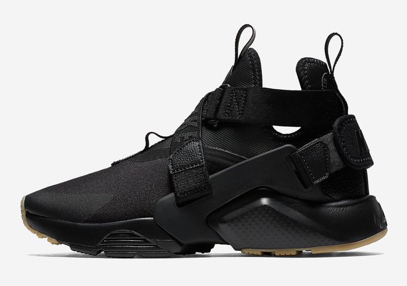 Nike Air Huarache City Black/Gum