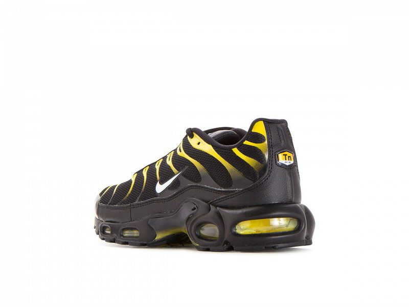 Nike Air Max Plus Black/Vivid Sulfur