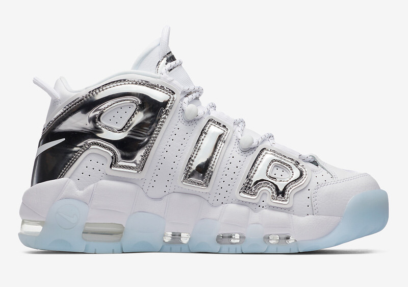 Nike WMNS Air More Uptempo "Chrome"