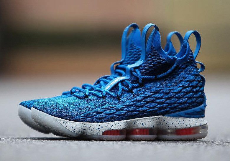 Nike LeBron 15 "Hardwood Classics"