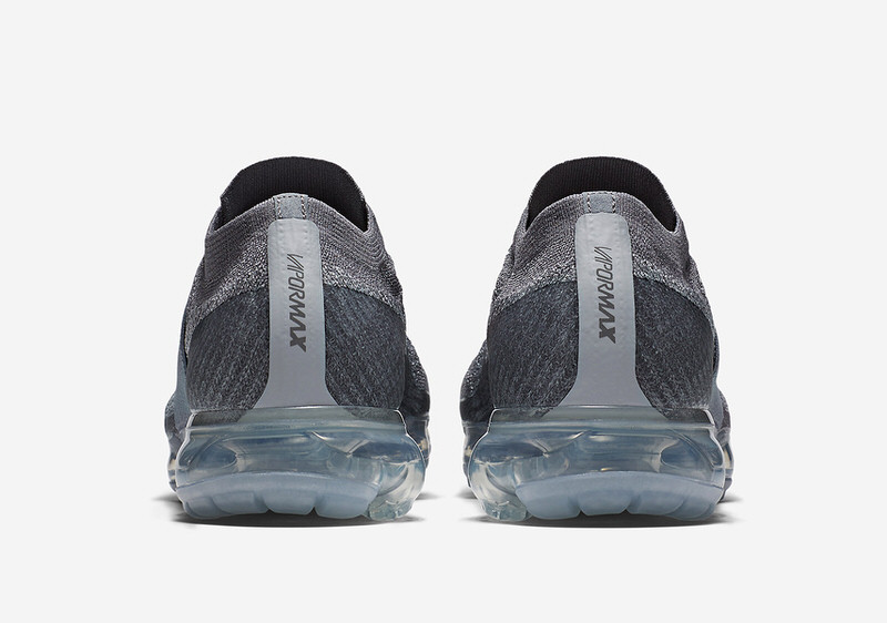 Nike Air VaporMax Moc "Cool Grey"