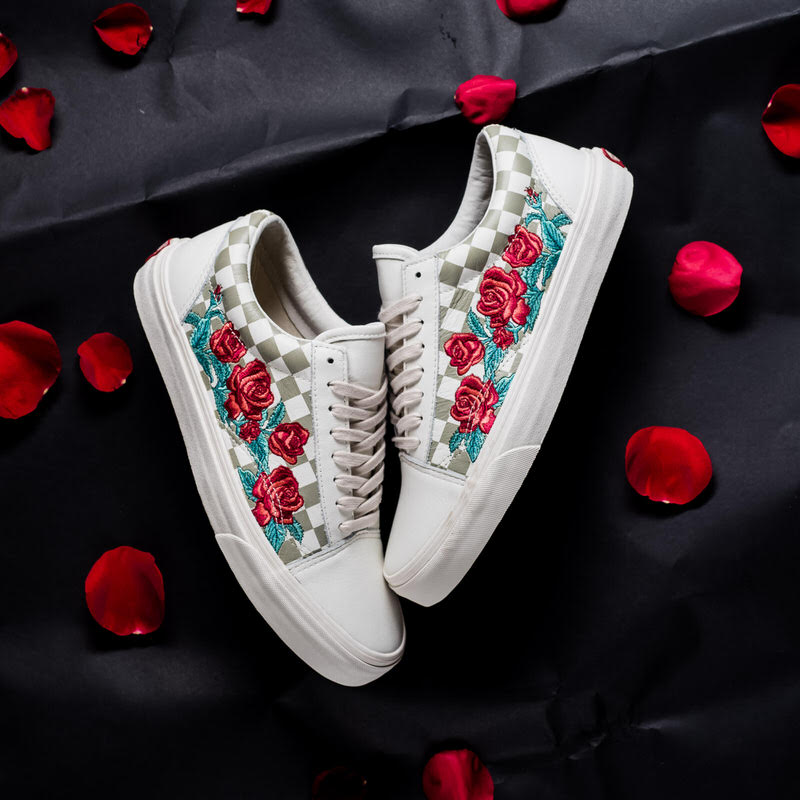 Vans Old Skool DX “Rose Embroidery”