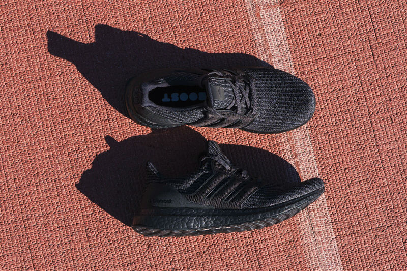 adidas Ultra Boost 4.0 "Triple Black"