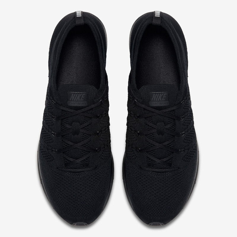 Nike Flyknit Trainer "Triple Black"