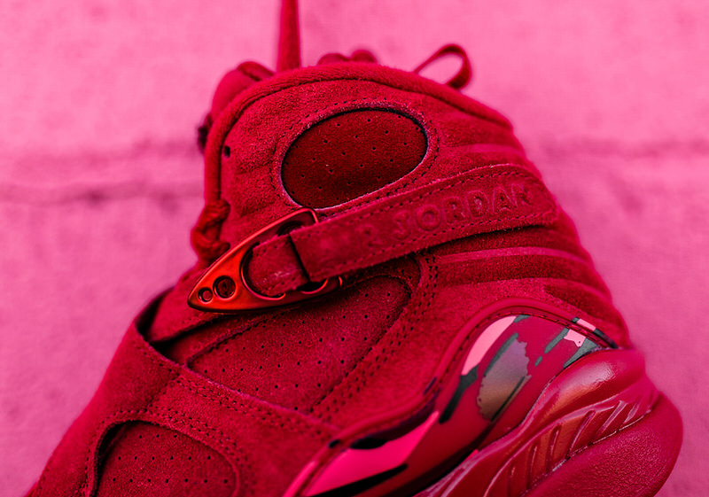 Air Jordan 8 "Valentine's Day"