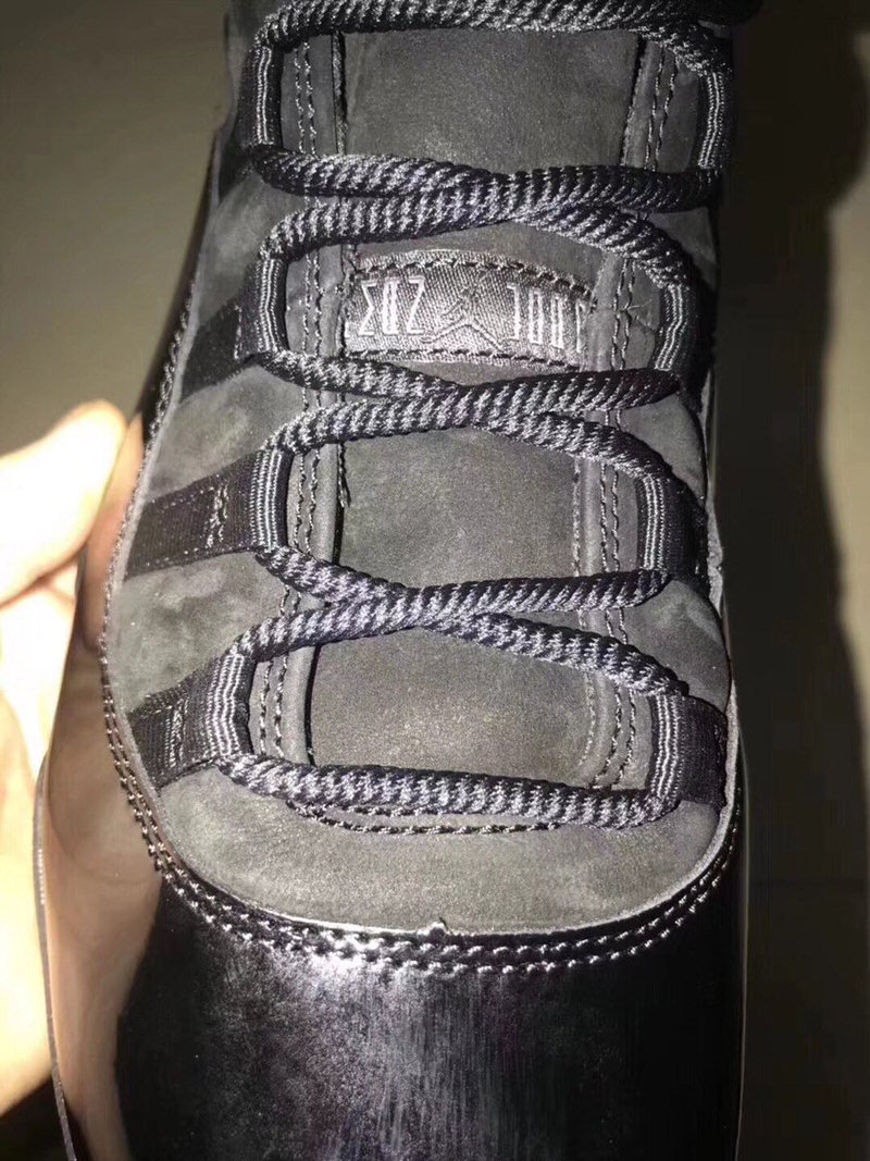 Air Jordan 11 "Prom Night"