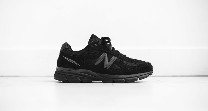 New Balance M990 "Triple Black"