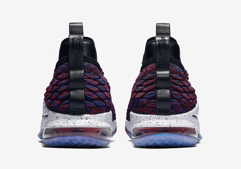 Nike LeBron 15 "Supernova"