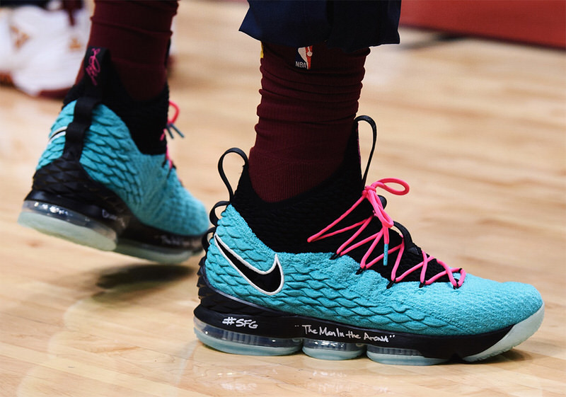 Nike LeBron 15 "South Beach"