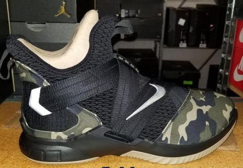 Nike LeBron Soldier 12