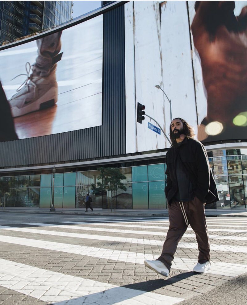 The cross-over basketball shoes that even look good on the big screen.