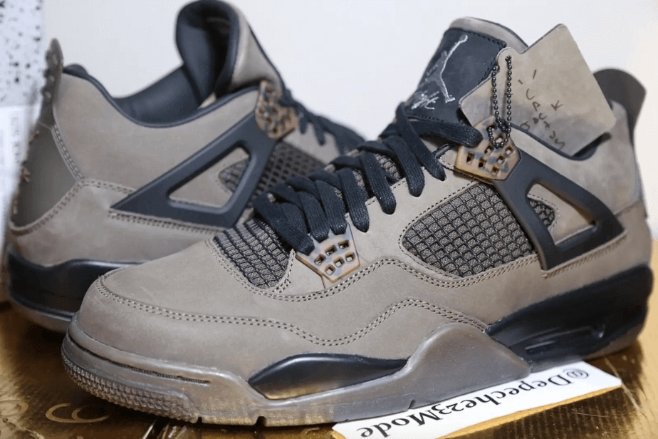 Travis Scott x Air Jordan 4 "Olive"