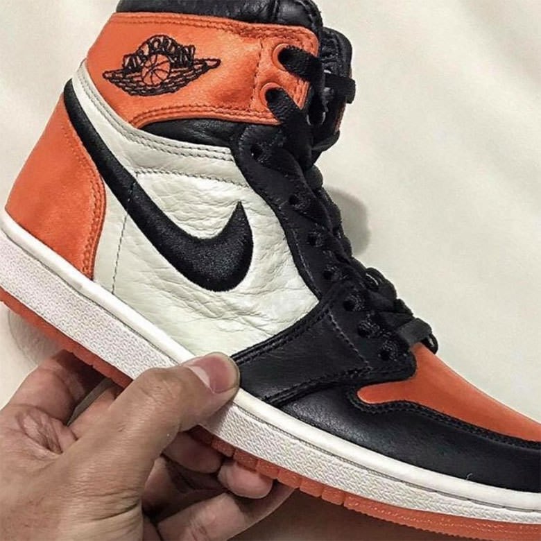 Air Jordan 1 Satin "Shattered Backboard"