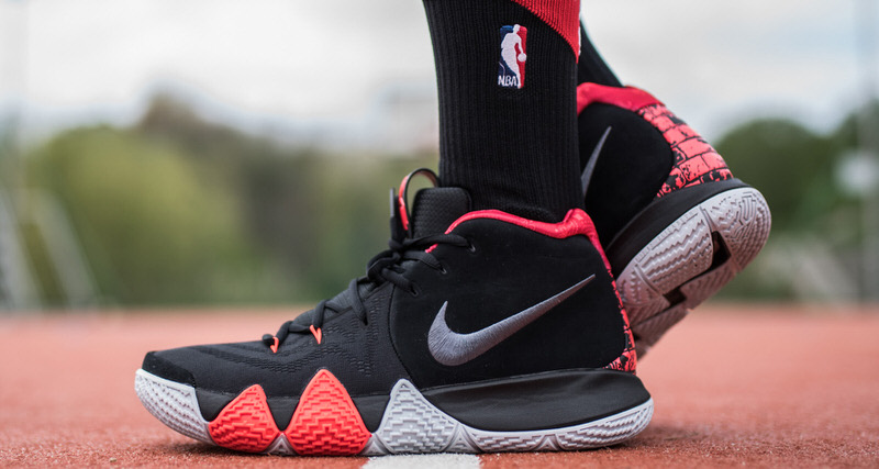 Nike Kyrie 4 "Brick Points"