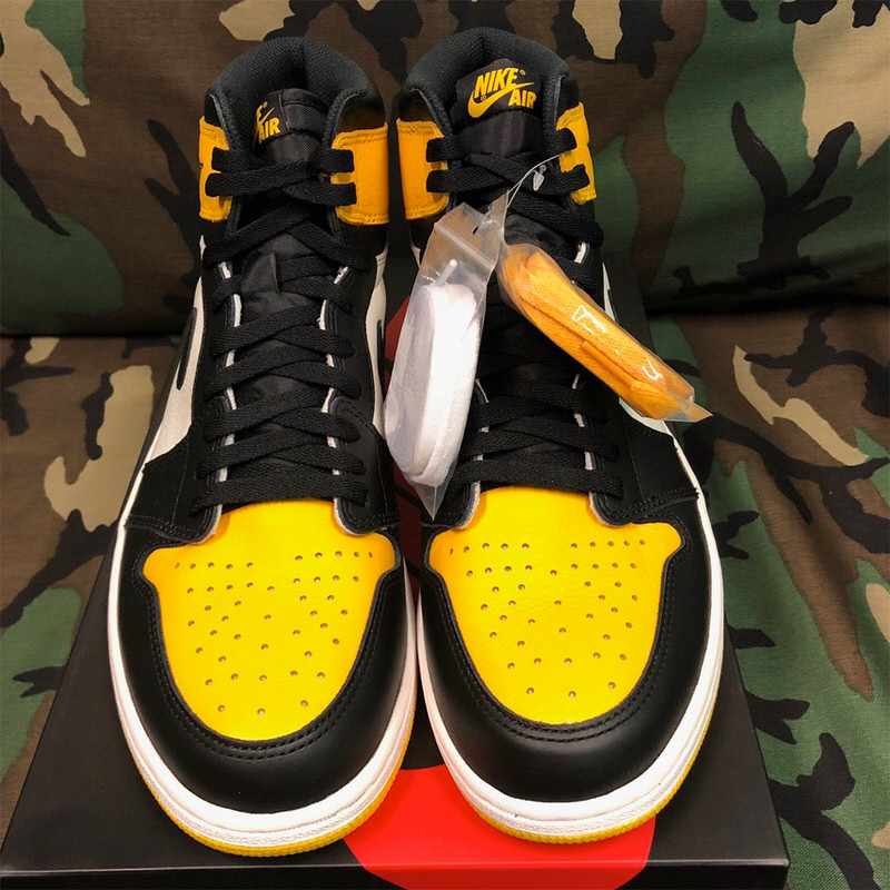 Air Jordan 1 "Attention Attention" PE