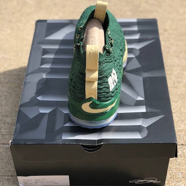 Nike LeBron 15 "SVSM" PE