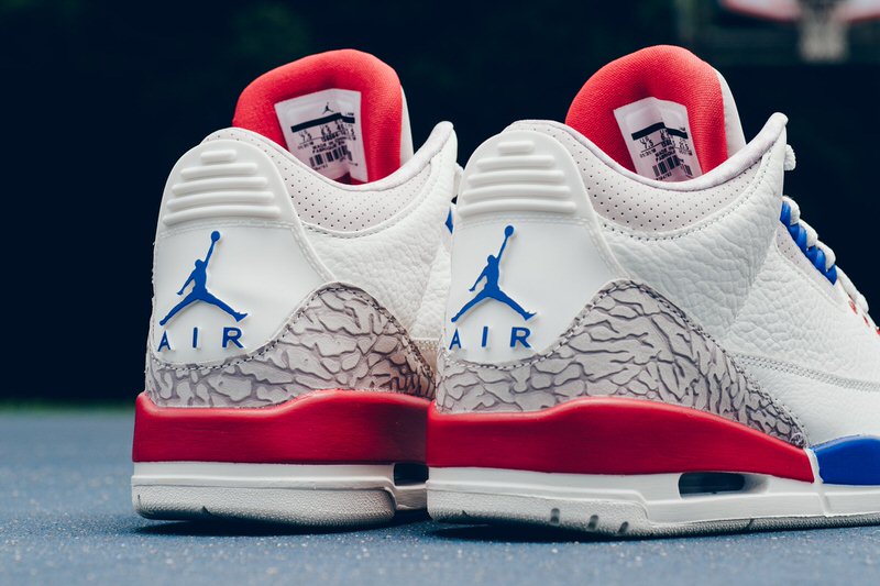 Air Jordan 3 "International Flight"