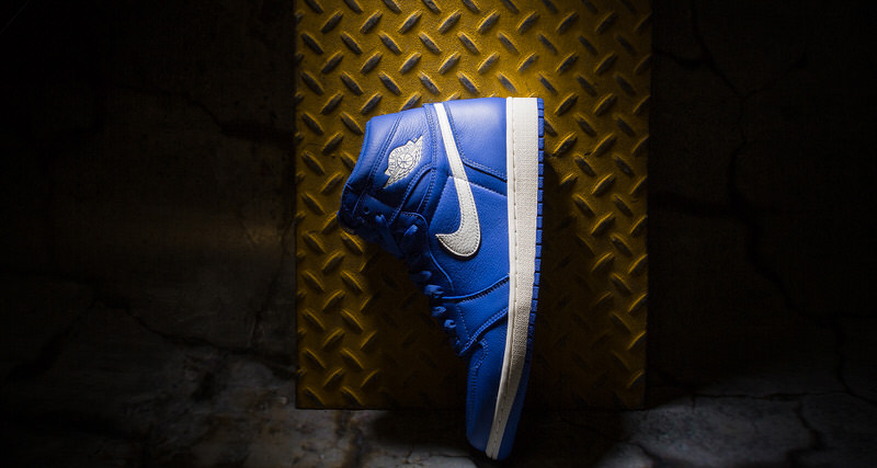 Air Jordan 1 "Hyper Royal"