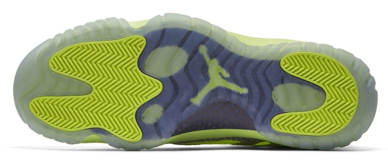 Air Jordan 11 Low IE "Ghost Green"