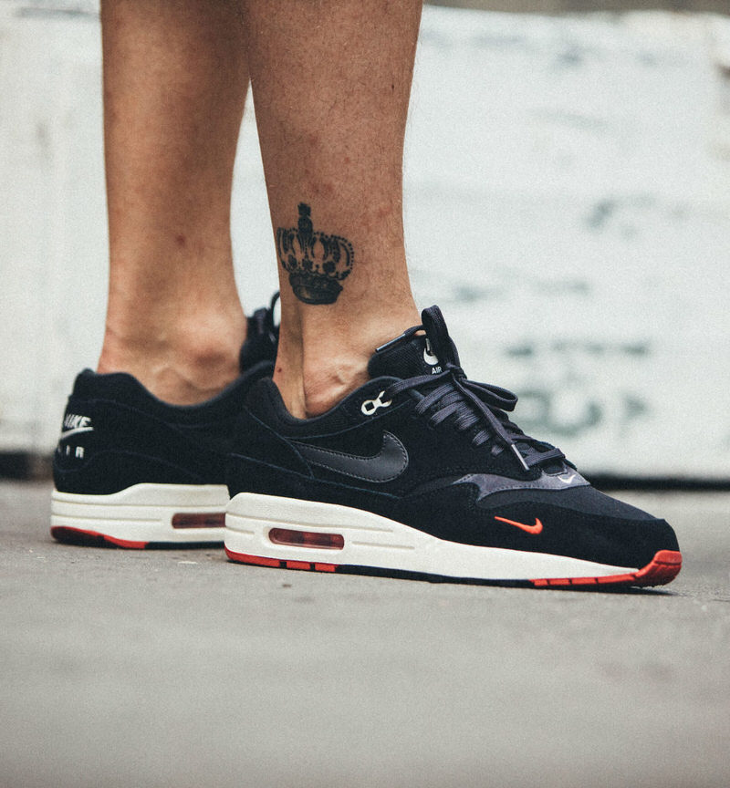 Nike Air Max 1 Premium "Bred"