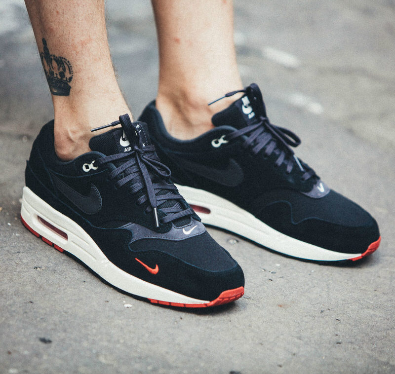 Nike Air Max 1 Premium "Bred"