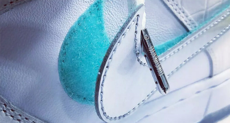 Diamond Supply Co. x Nike SB Dunk Low "Tiffany"