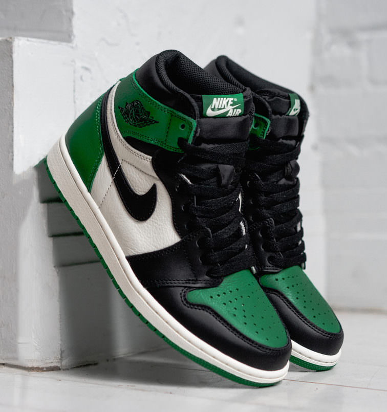 Air Jordan 1 "Pine Green"