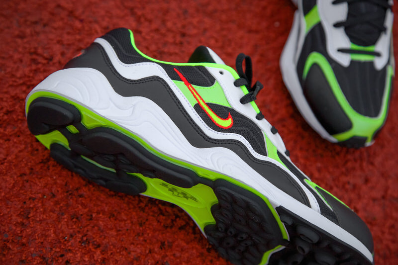 Nike Zoom Alpha Black/Volt