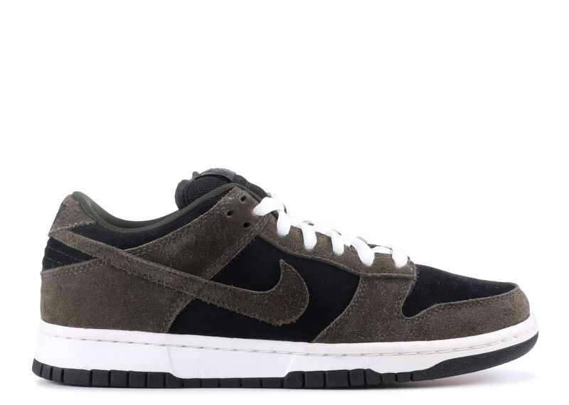 Nike SB Dunk Low "Dark Army"