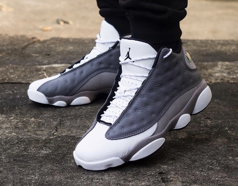 Air Jordan 13 "Atmosphere Grey"