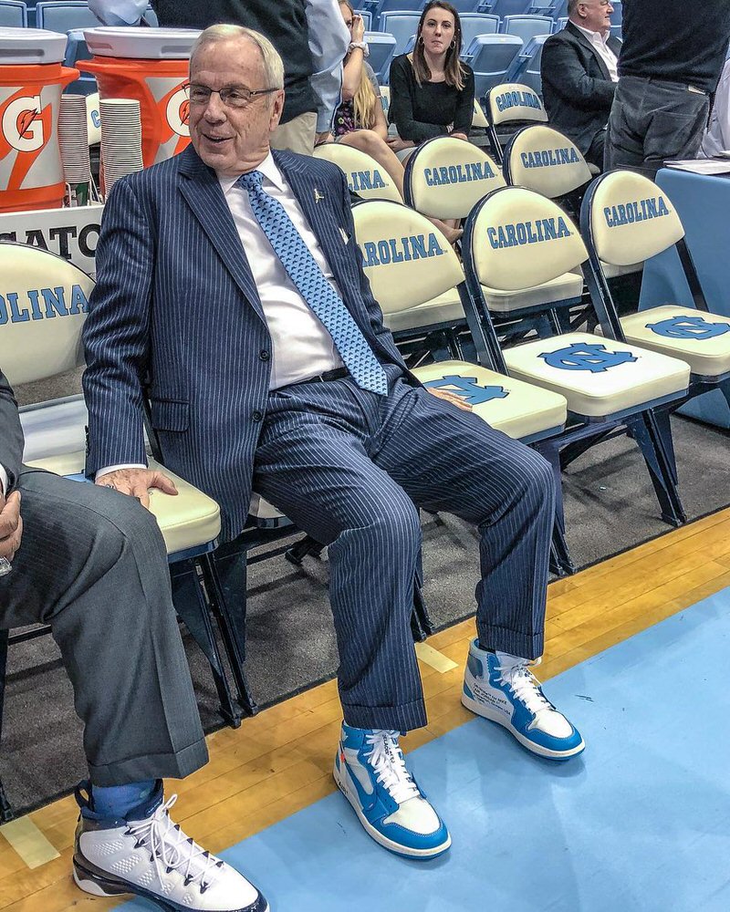 Roy Williams in the Off White x Air Jordan 1 "UNC"