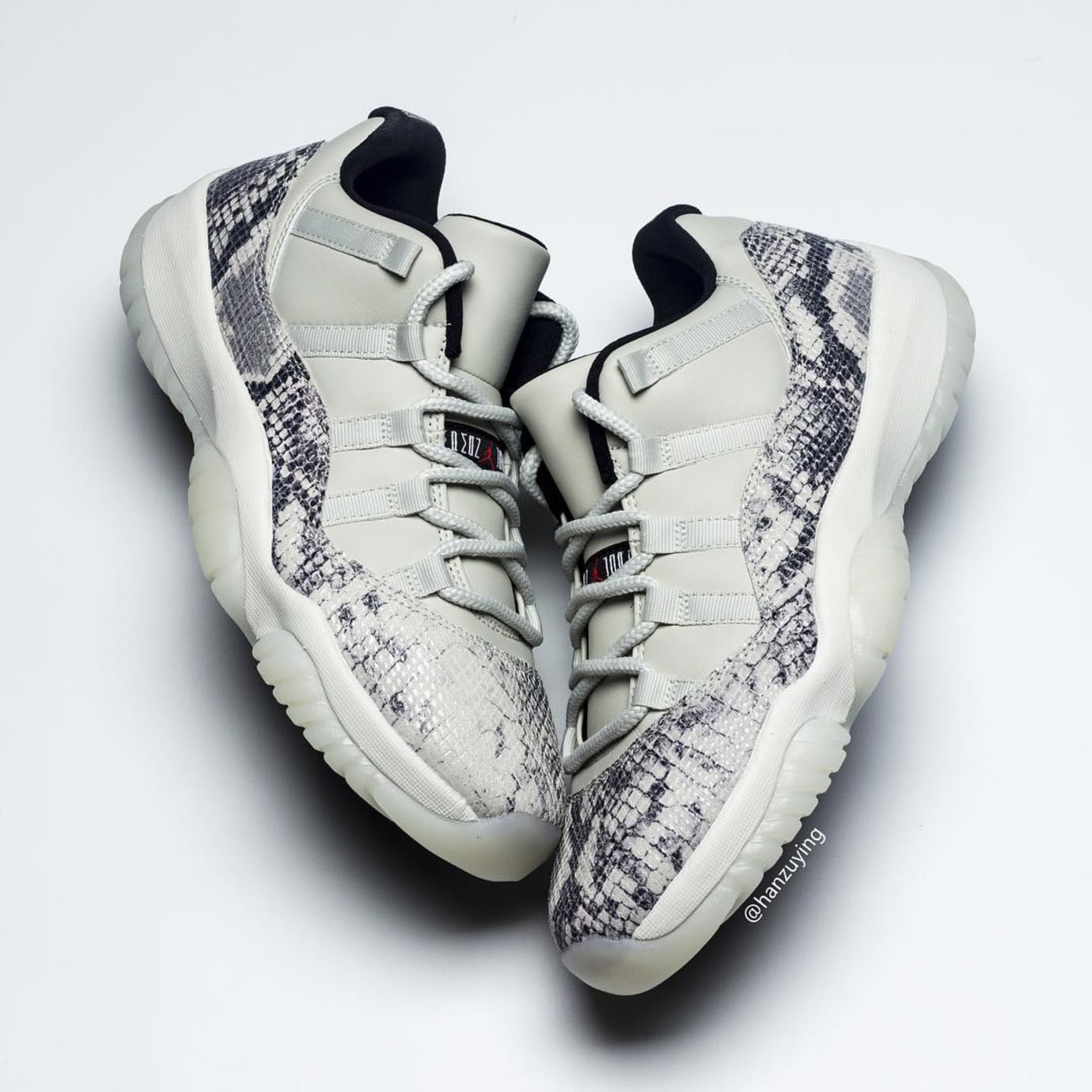 Air Jordan 11 Low "Grey Snakeskin"