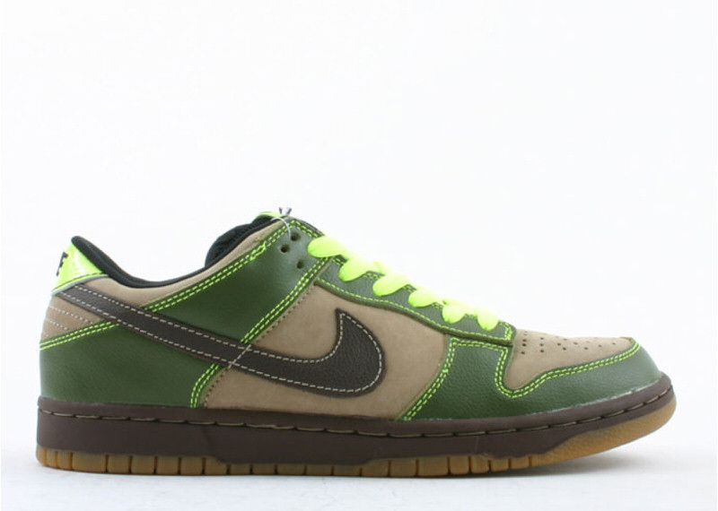 Nike SB Dunk Low "Jedi"