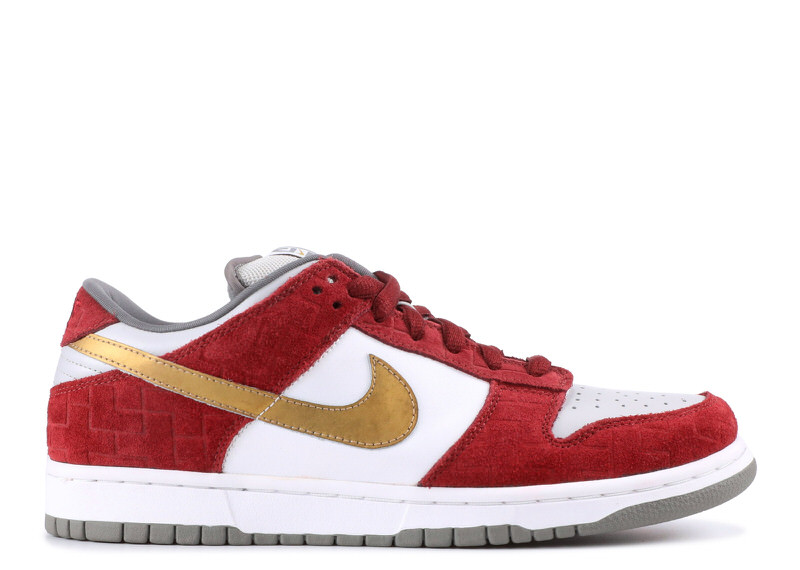 Nike SB Dunk Low "Shanghai"