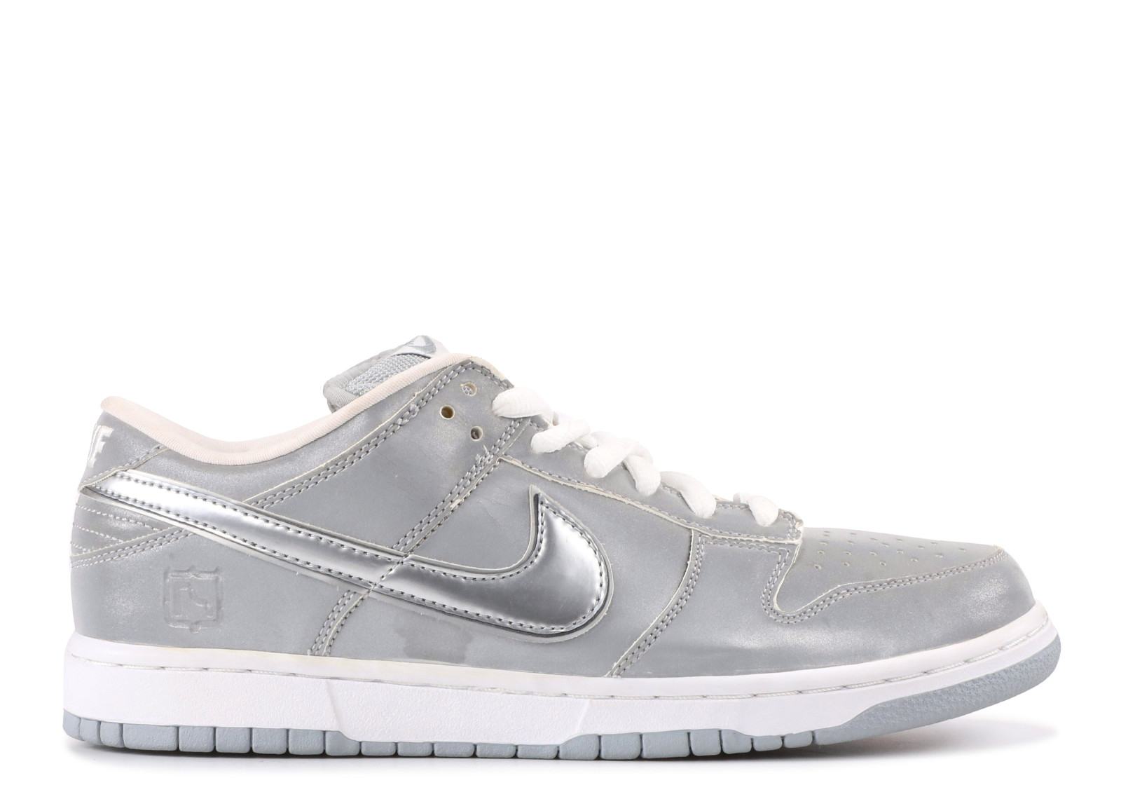 Nike SB Dunk Low "Medicom III"