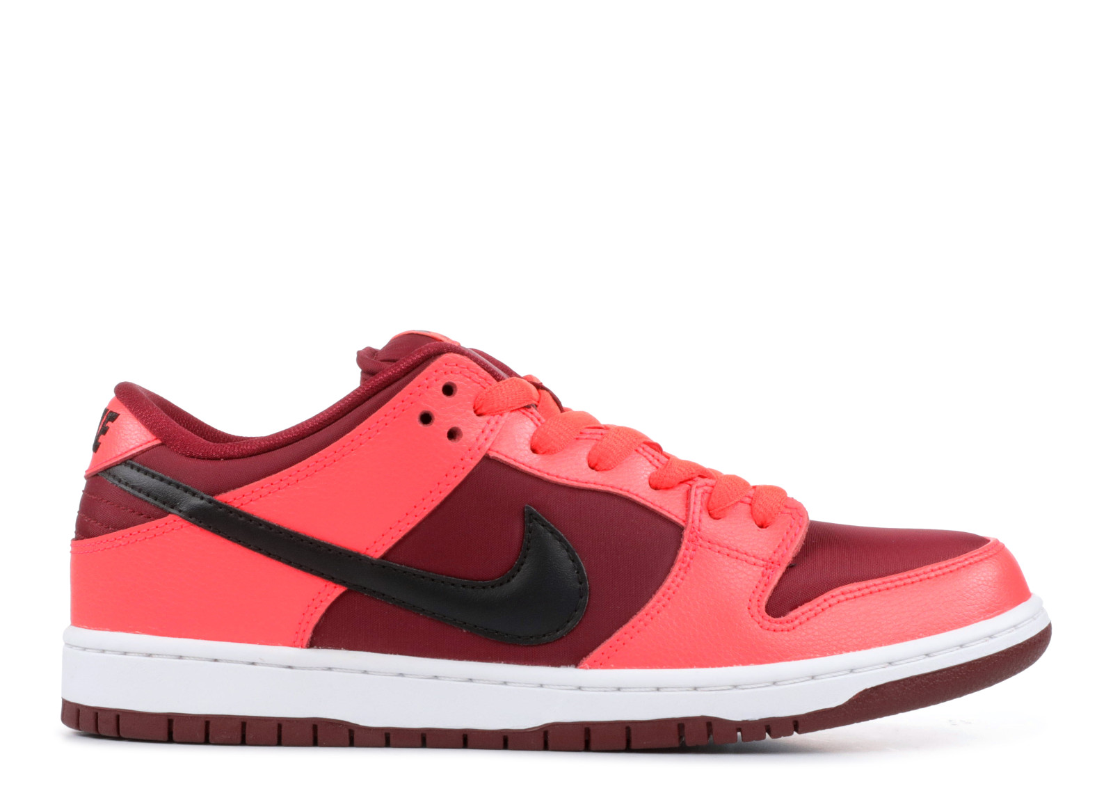 Nike SB Dunk Low "Laser Crimson"