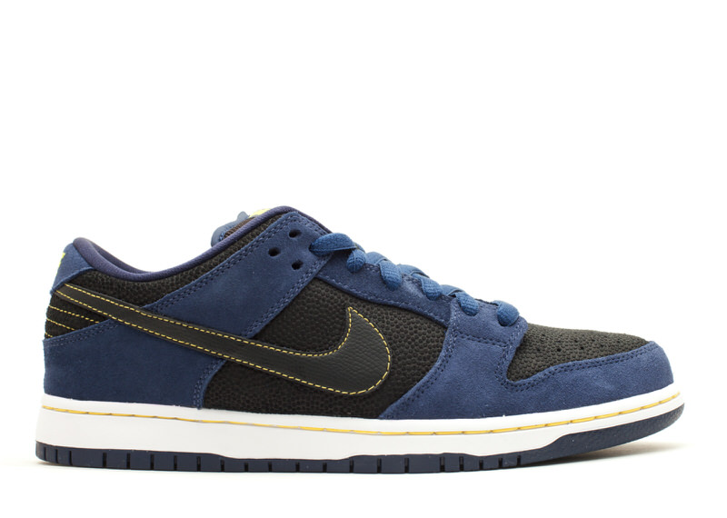 Nike SB Dunk Low "Midnight Navy"