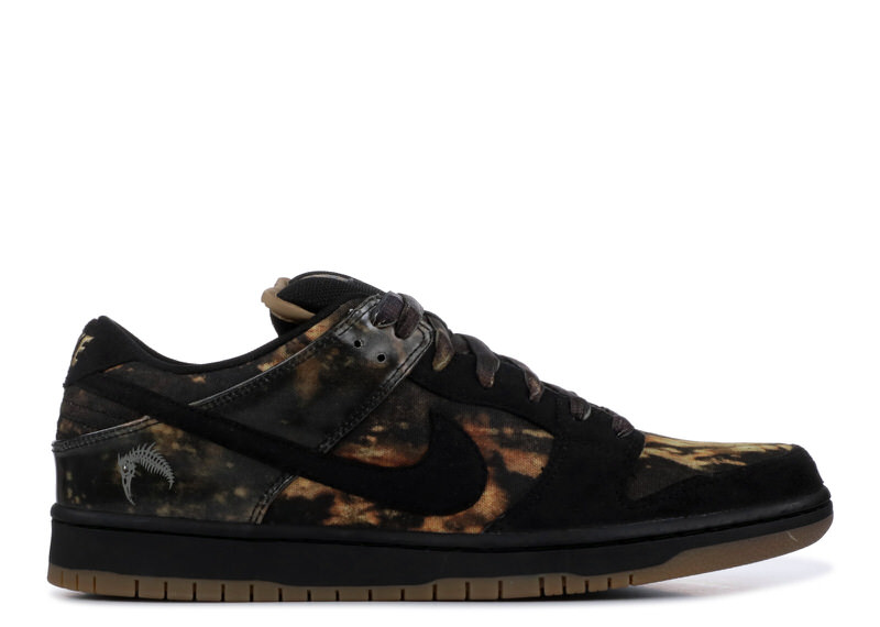 Nike SB Dunk Low "Pushead 2"