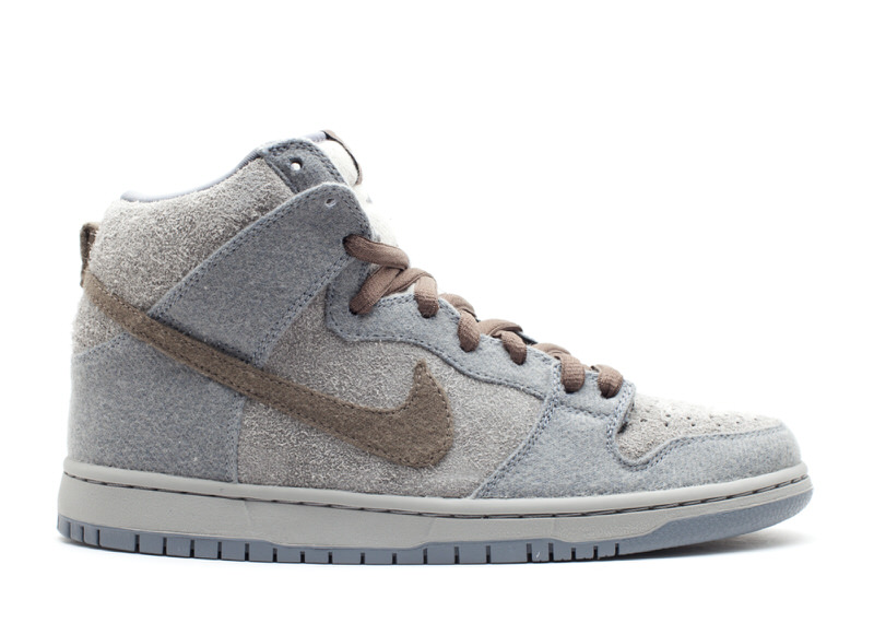 Nike SB Dunk High "Tauntaun"