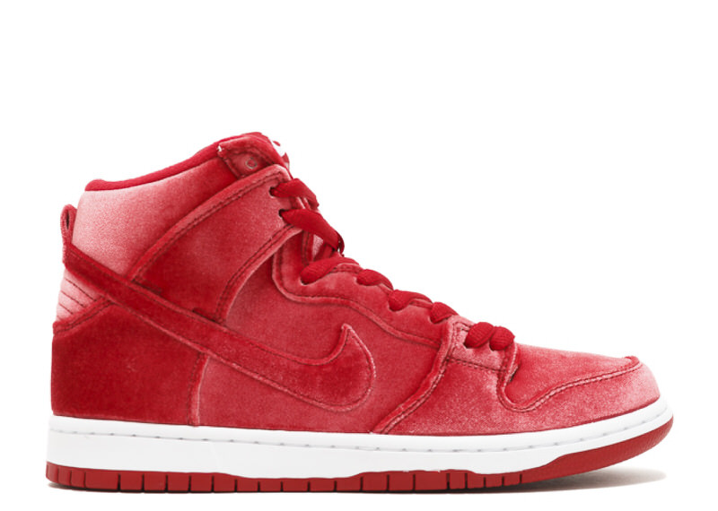 Nike SB Dunk High "Red Velvet"