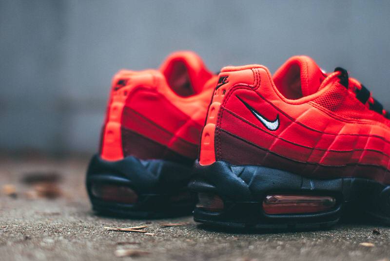 Nike Air Max 95 "Habanero Red"