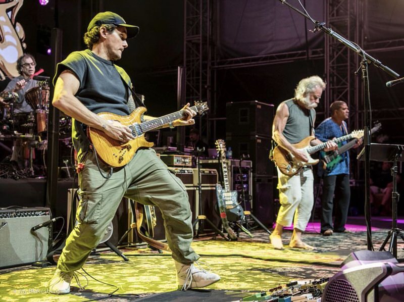 John Mayer used most of his points on his Air Fear of God Nikes. The simplicity of his tee and cargos enabled him to have a point or two left over.