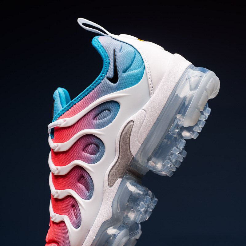 Nike WMNS VaporMax Plus