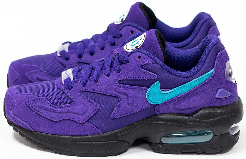 Nike Air Max2 Light "Hornets" Pack