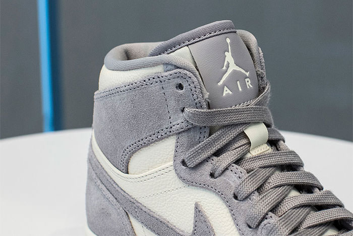 Air Jordan 1 Mid "Grey"