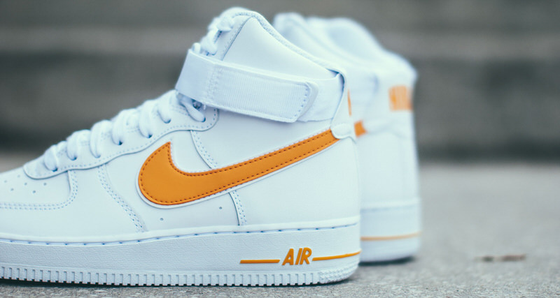 Nike Air Force 1 High "University Gold"