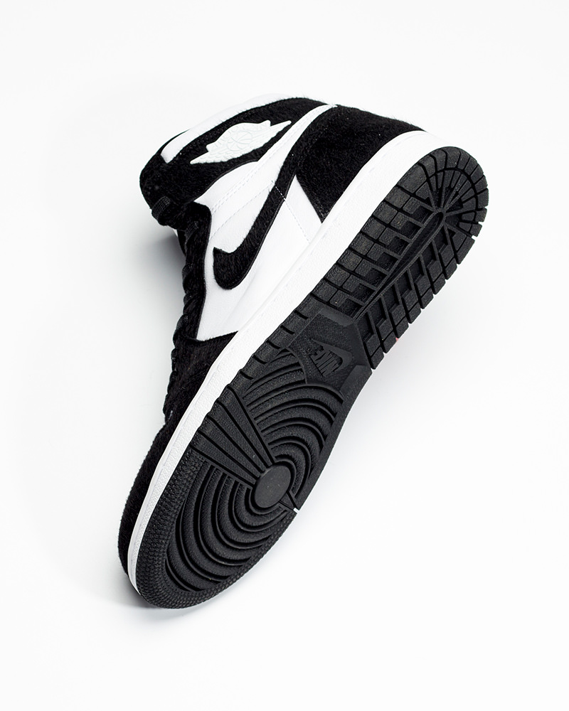 Air Jordan 1 "Panda"