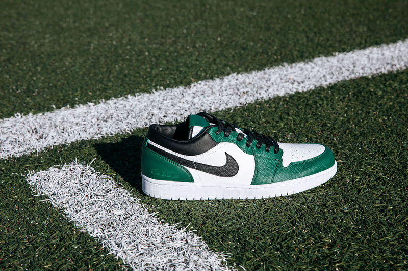 Air Jordan 1 Low "Jets"